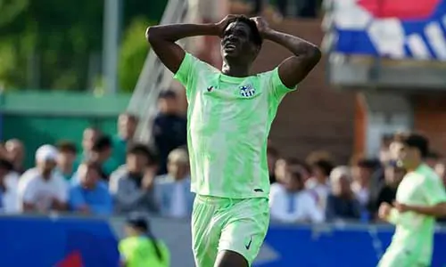 إبراهيما ديارا، لاعب برشلونة الشاب، يتعرض لإصابة خطيرة